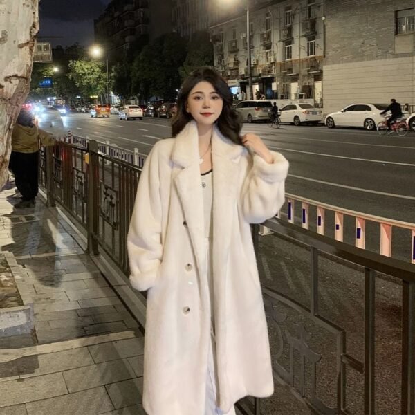 Women's Temperament Commute Polyester Coat