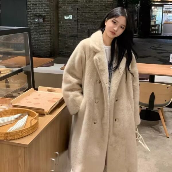 Women's Temperament Commute Polyester Coat