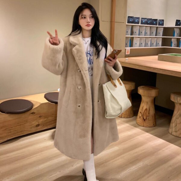Women's Temperament Commute Polyester Coat
