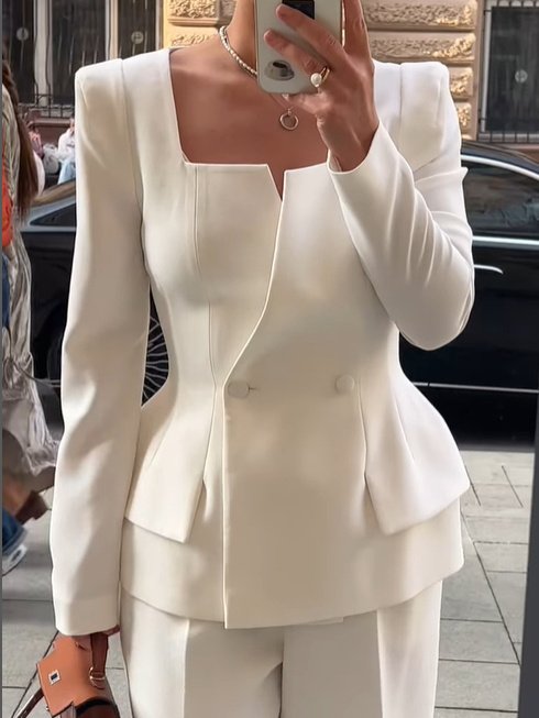 Woman's Two-button Square Collar Blazer