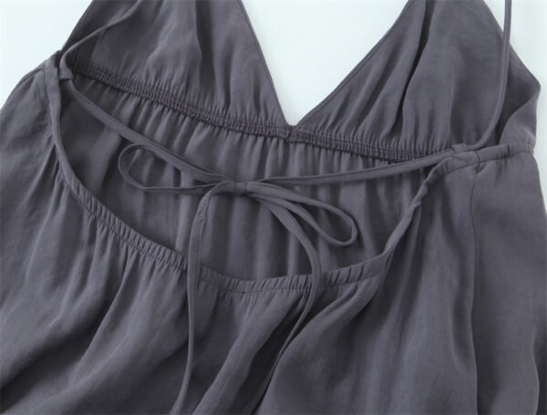 df7e78c5-6a6d-4e02-94ca-b29bd2eb5d20 Women ,s V-neck Backless Dress