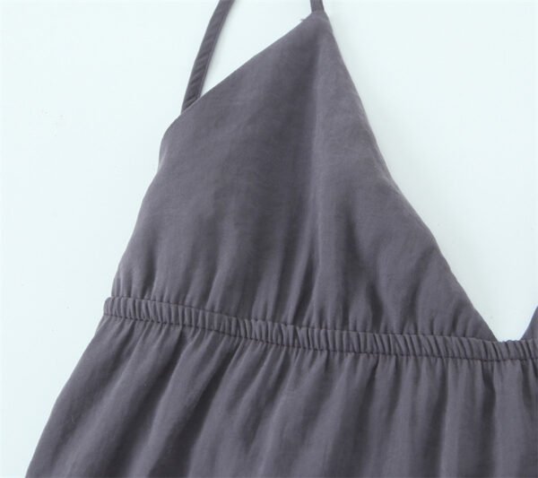 e16d4e57-7dbb-4f77-9cfc-e27994c6744b Women ,s V-neck Backless Dress