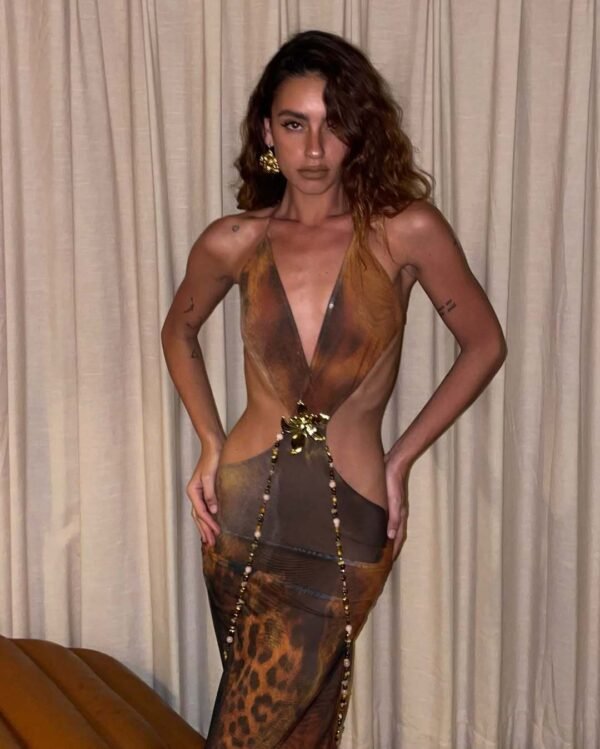 f76bb205-301c-4ad4-9b54-0e5c6938b9e1 Women Seaside Holiday  Design Sleeveless Dress