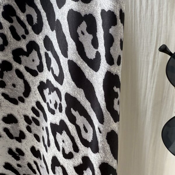 c23e2bca-d429-4664-a963-8a37b1c07b16 Women's Polyester Leopard Print